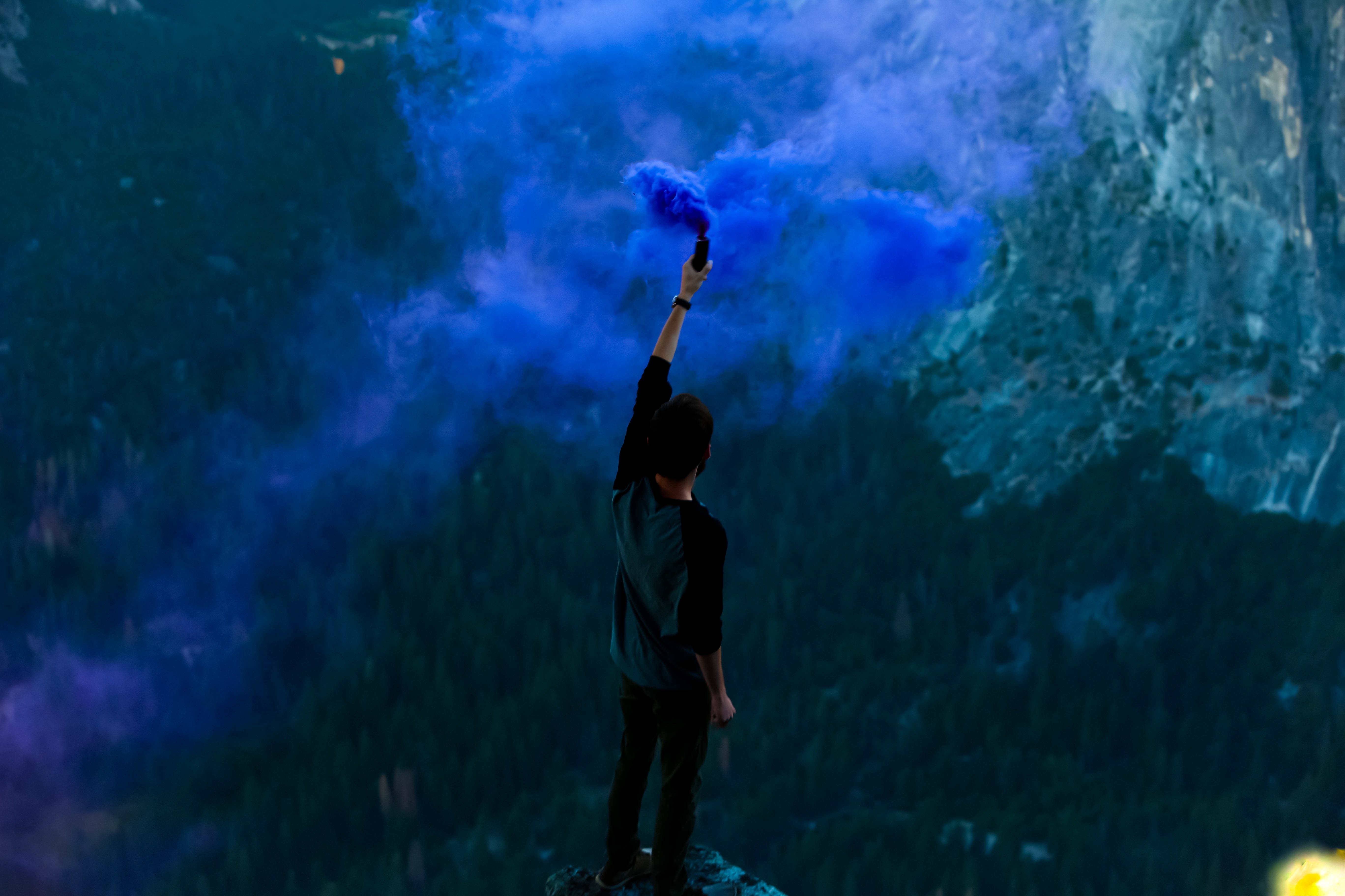 standing-on-the-edge-4